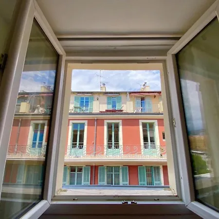 Center-beach Escape Apartament